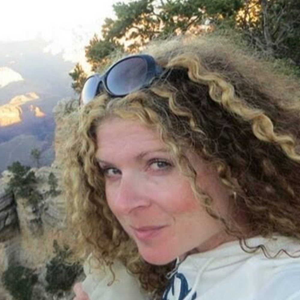 Meet your Posher, Alma